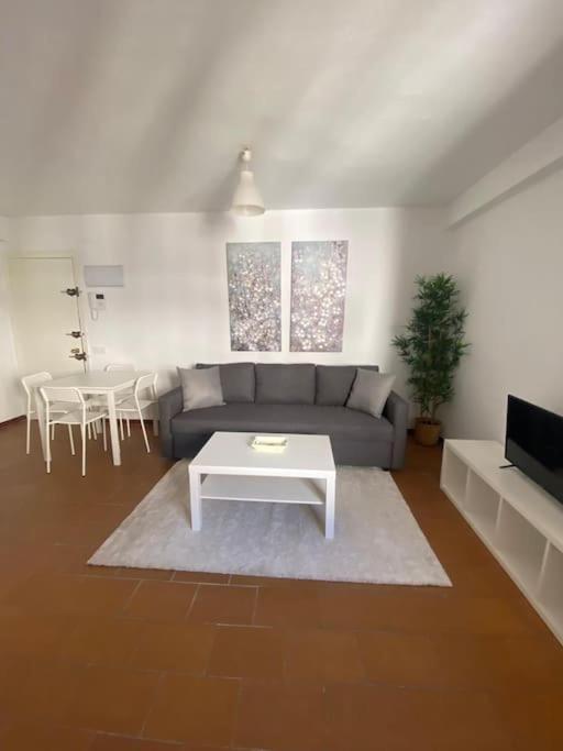 Acogedor Apartamento Centro Севілья Екстер'єр фото