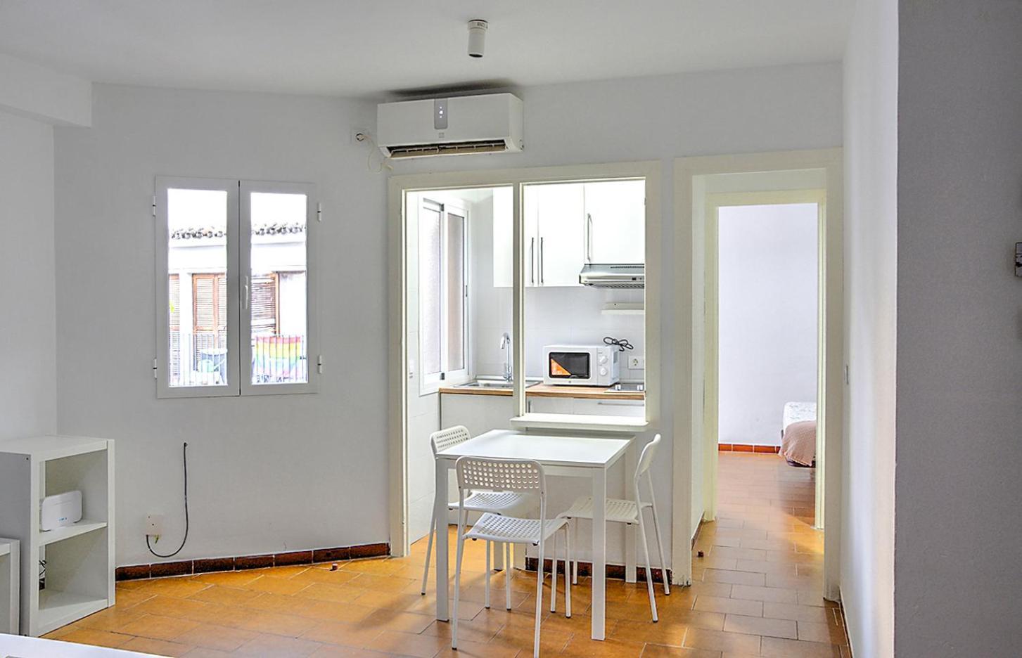 Acogedor Apartamento Centro Севілья Екстер'єр фото